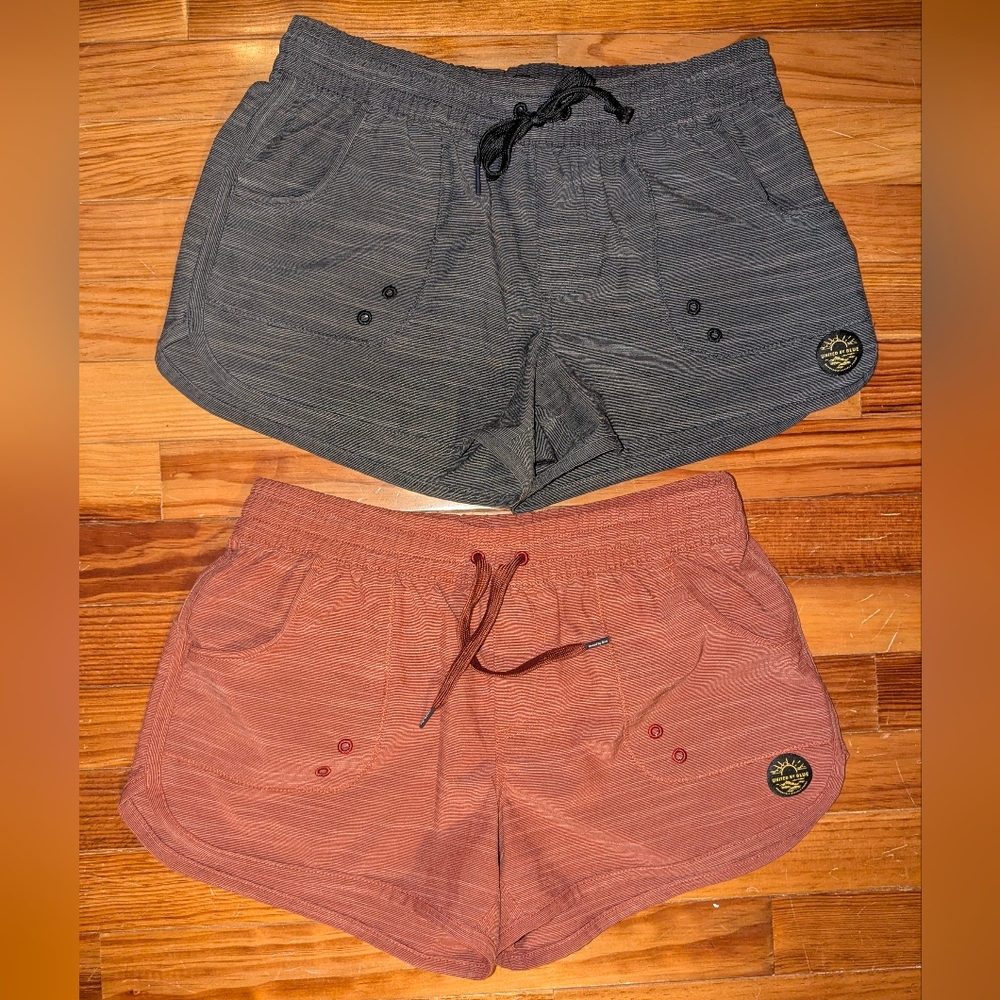 Set Of 2 United By Blue Hybrid Shorts XS